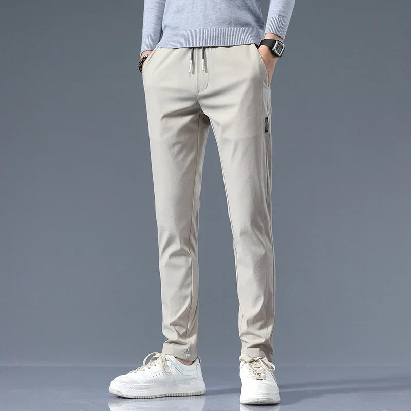Magnus København | Elegant Slim Fit Bukser
