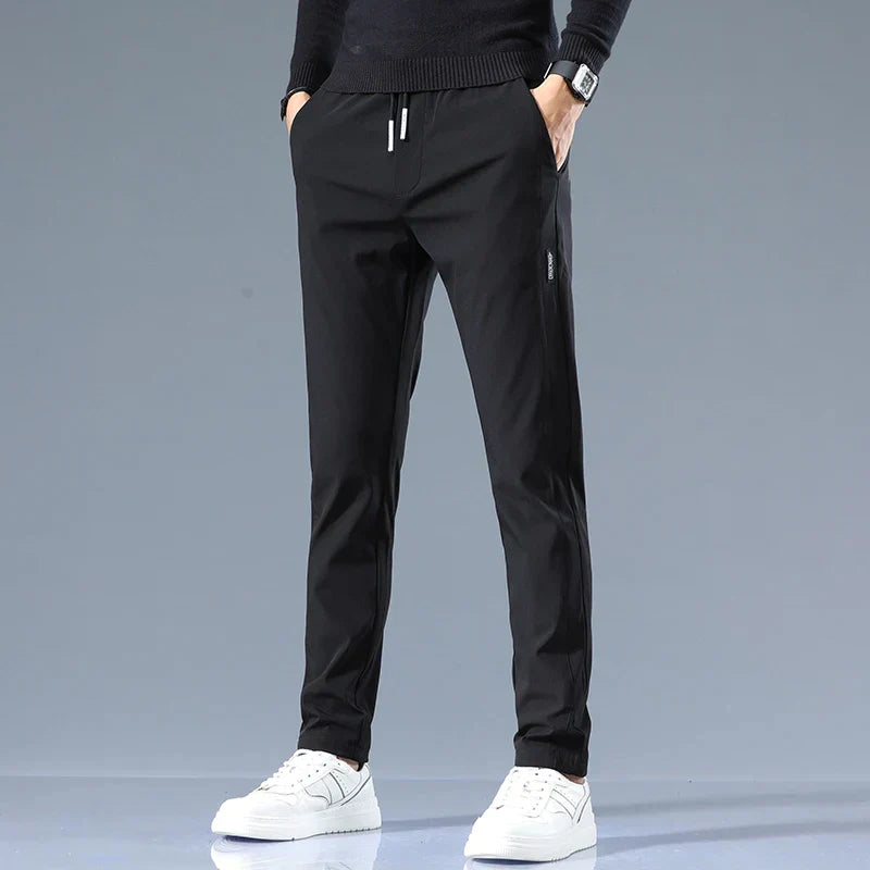 Magnus København | Elegant Slim Fit Bukser