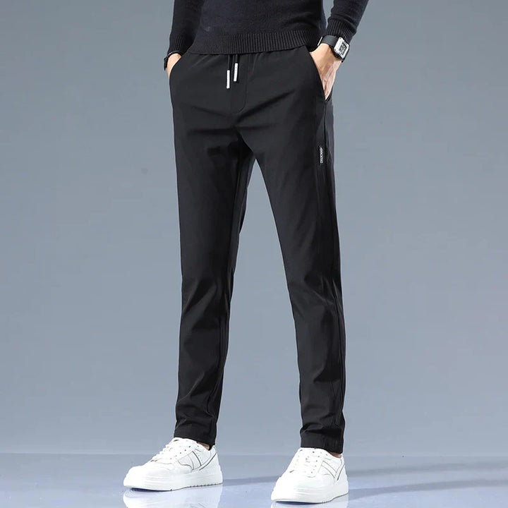 Magnus København | Elegant Slim Fit Bukser