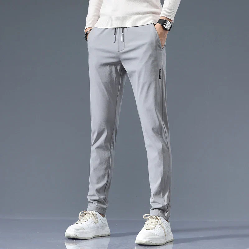 Magnus København | Elegant Slim Fit Bukser