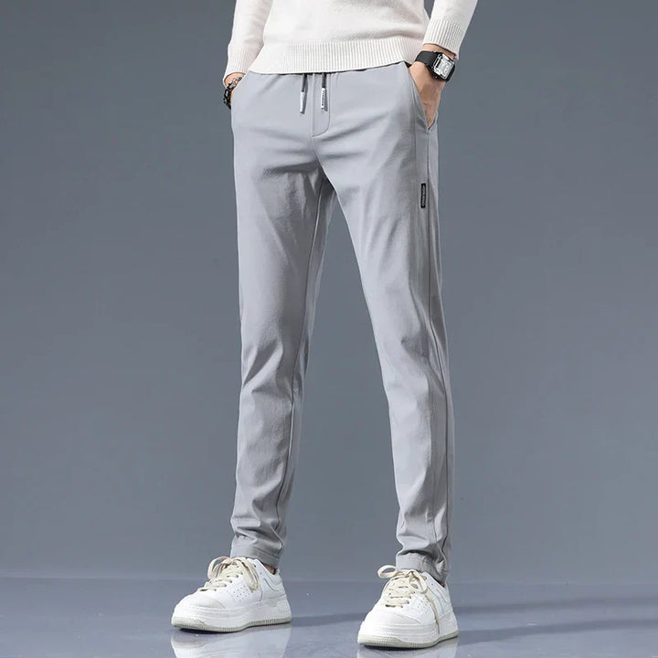 Magnus København | Elegant Slim Fit Bukser