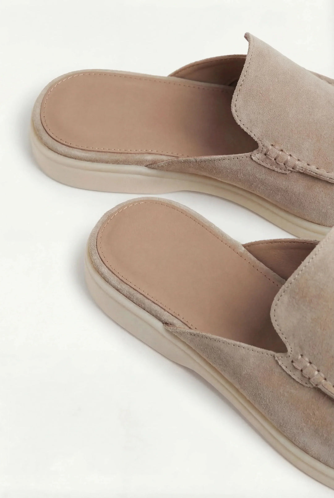 Magnus | Beige Ruskinds Mule